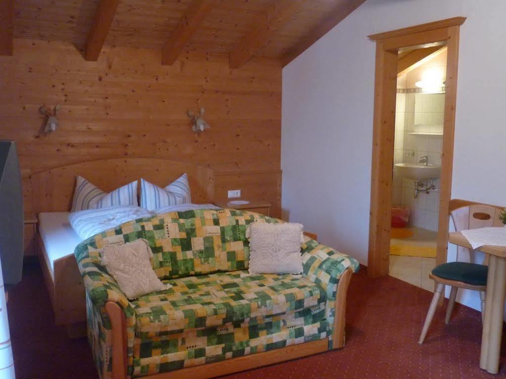 Apartamento Haus Bergzauber Neustift im Stubaital Exterior foto