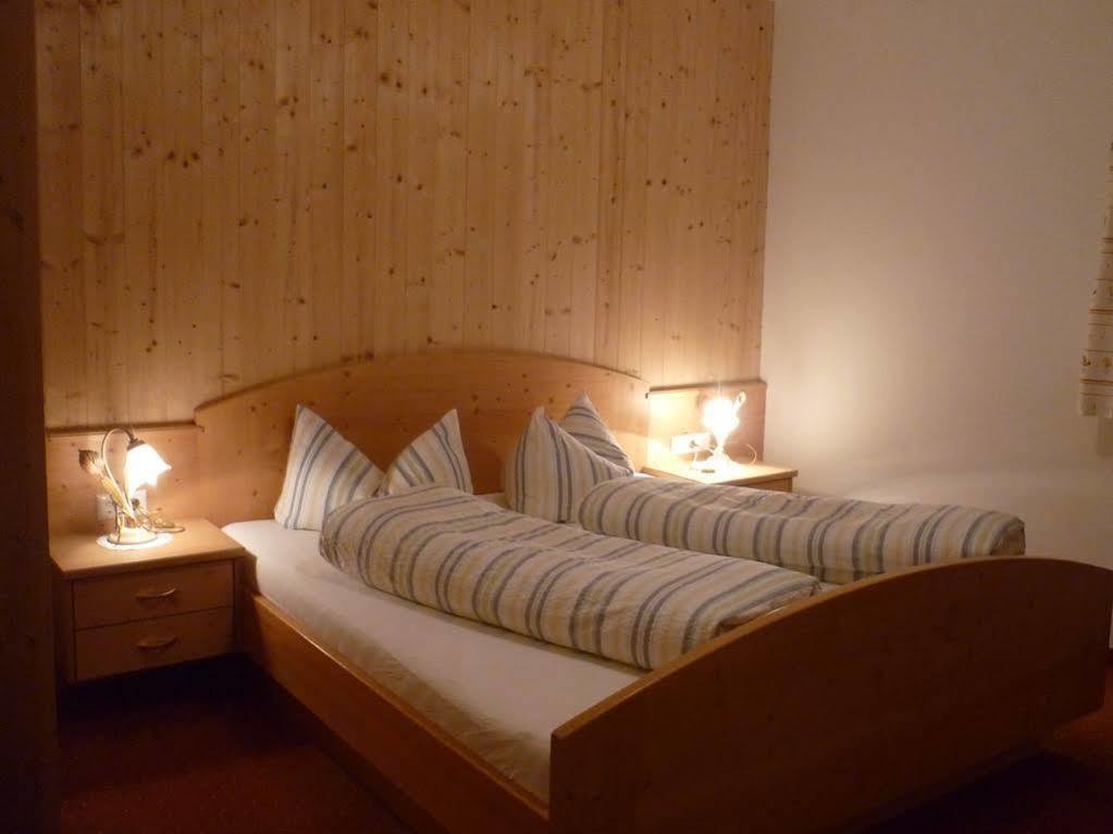 Apartamento Haus Bergzauber Neustift im Stubaital Exterior foto